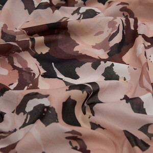 ipekevi - Black Soulful Blooms Cotton Scarf (1)