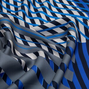 ipekevi - Navy Silver Modern Twill Silk Scarf (1)